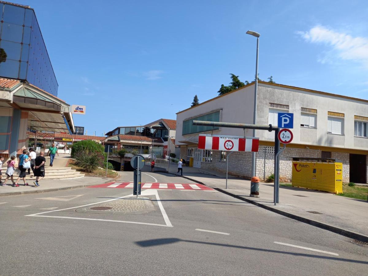 La Piazza Lägenhet Umag Exteriör bild